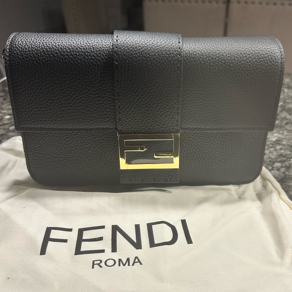 Beautiful Black Leather 2 way baguette purse